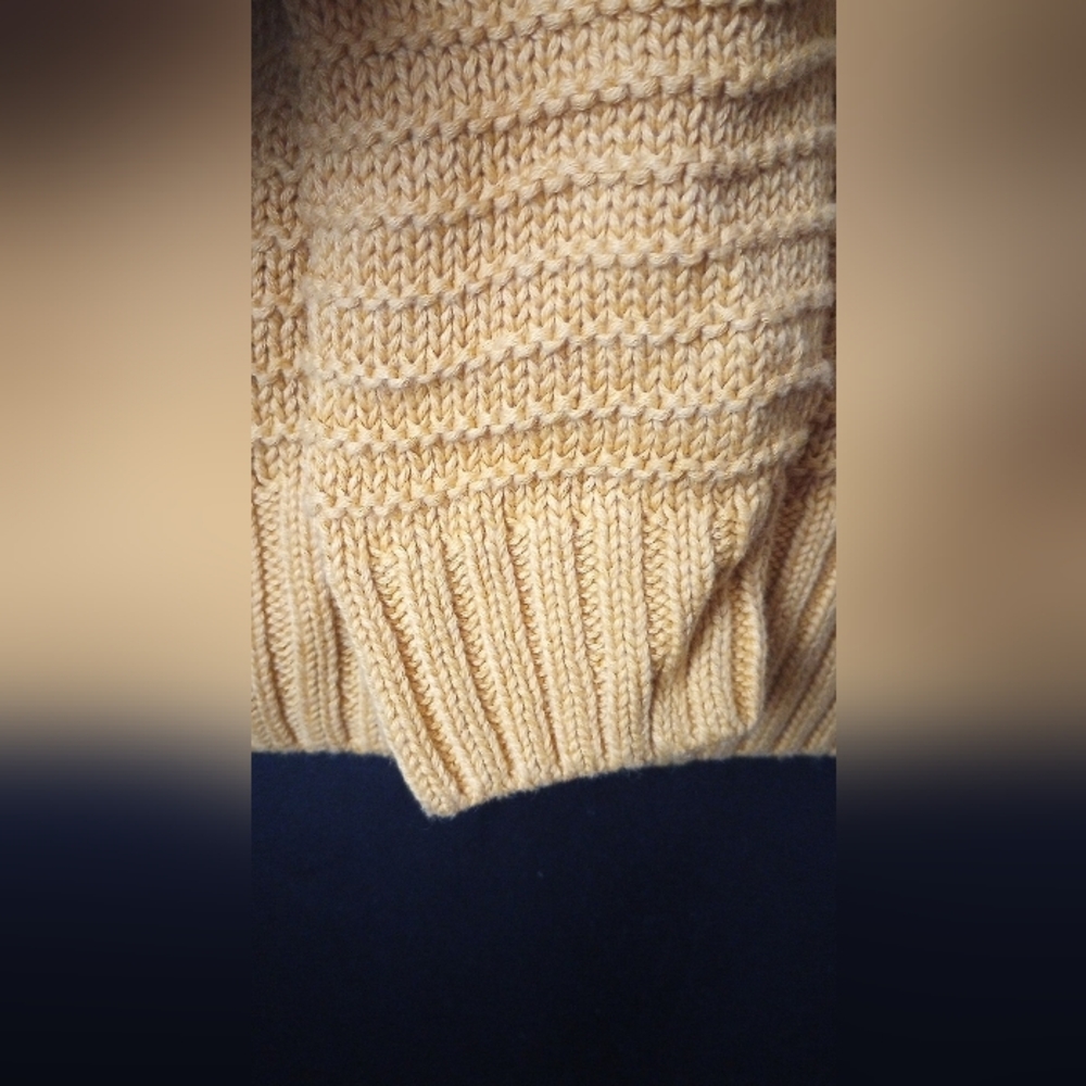 Medium Textured Cozy Mustard Sweater - Picture 4 of 6